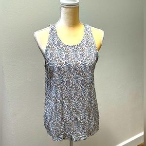 Old Navy Flower print Tank Top! (Women’s L)
